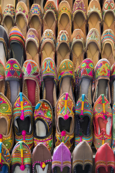 パキスタンやインドの革靴　クッサー