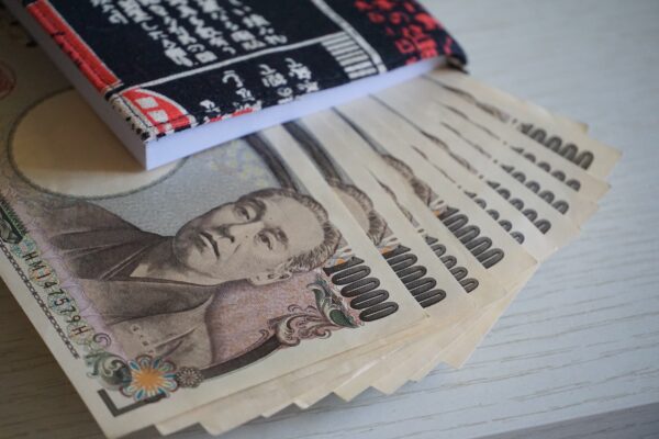 日本円からパキスタンルピーに両替